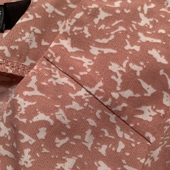 Missguided Blush Square-Neck Blouse - Picture 4 of 5